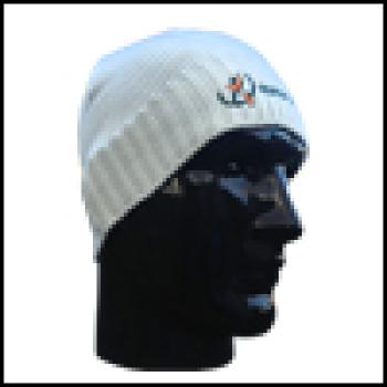 Pharmasports Strickbeanie White