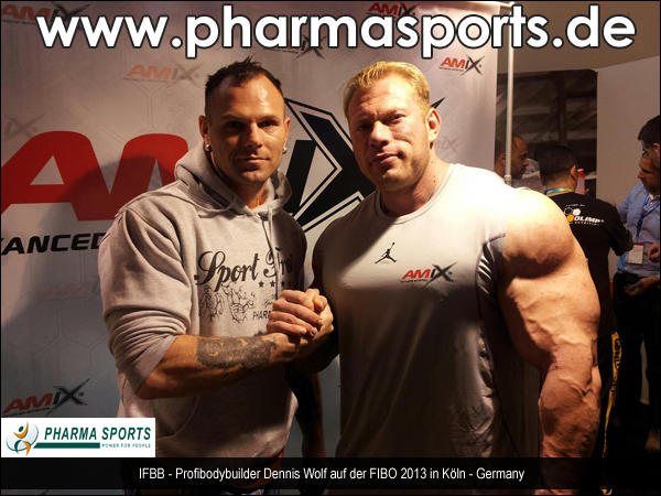 Dennis Wolf mit Pharmasports Athlet Rino Belke